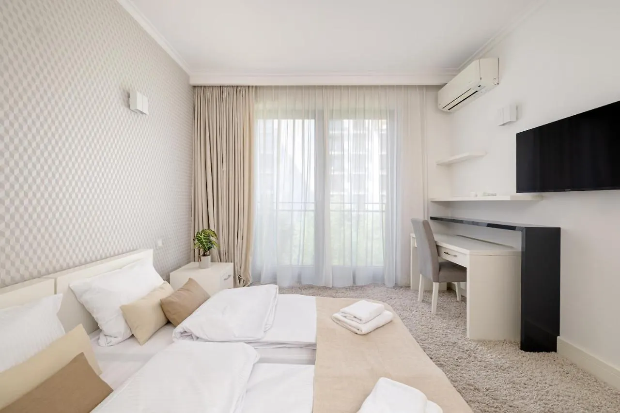 Ecru 3-Bedroom Luxurious Apartment Wwa21 Varšava